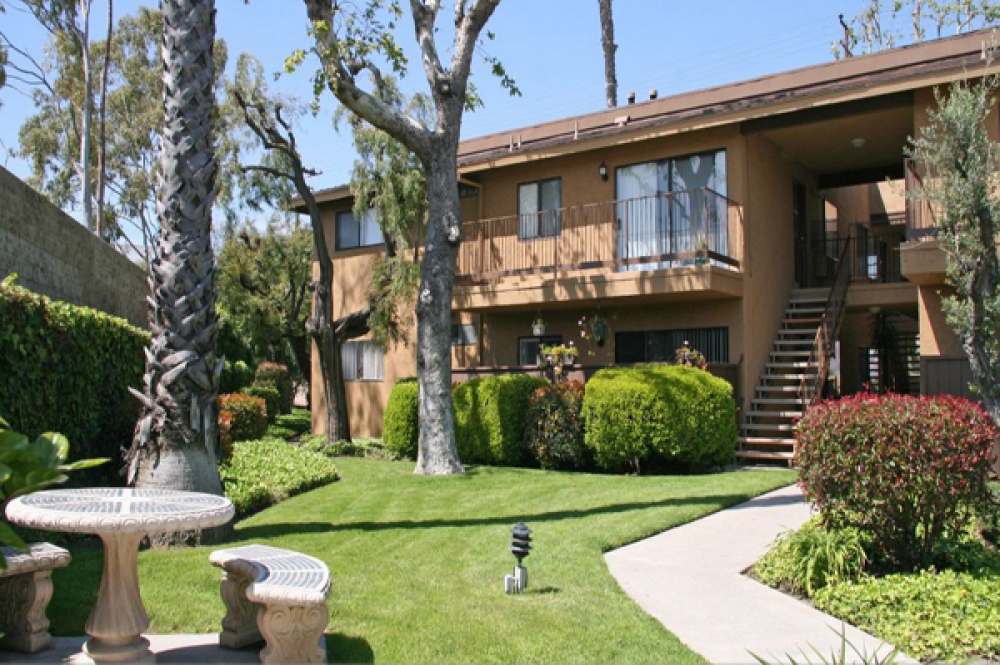 Thank you for viewing our Outside 1 at Casa Tiempo Apartments in the city of Westminster.